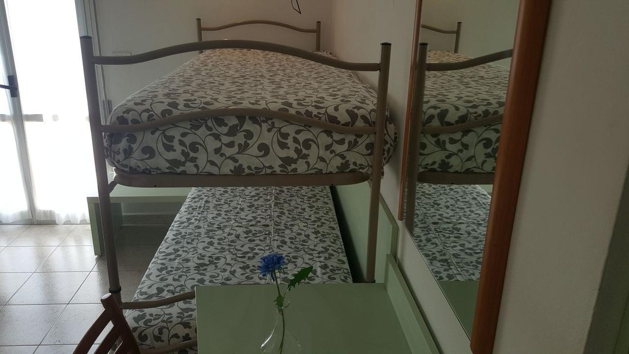 بيلاريا-إيجيا مارينا Hotel Villa Cesira الغرفة الصورة